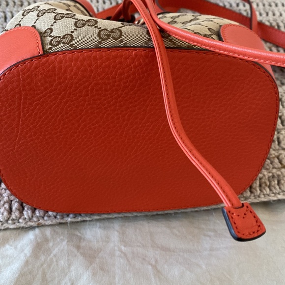 Gucci orange monogram canvas bucket crossbody shoulder bag - Picture 2 of 10